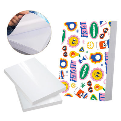 Kendi kendine yapışkan Su geçirmez Pigment Boyayı Mürekkep Akımı Mat Kaplı Etiket Dikkate Alıcı Kağıt 128gm
